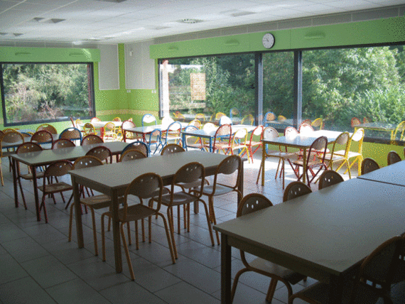 tricot-ecole-andouille neuville-35-salle de classe