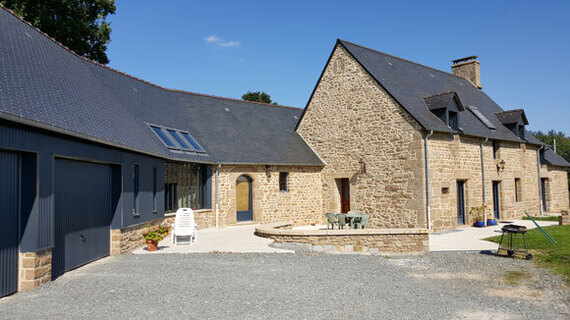 tricot-maison-extension-bardage-pierre-Saint-Marc-Le-Blanc-35