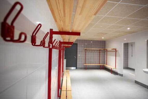 TRICOT-vestiaires-salle-de-sport-bazouge-la-perouse-35