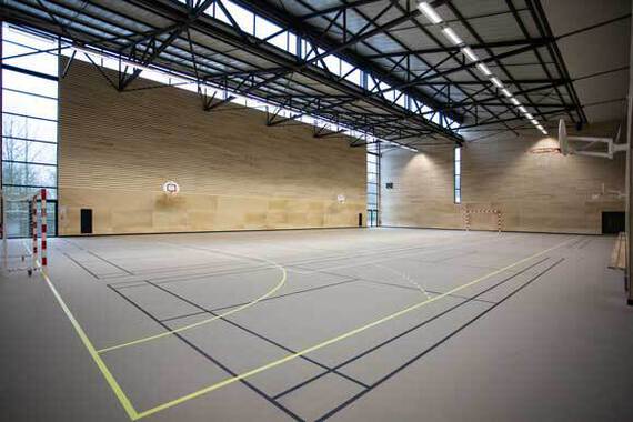 TRICOT-vestiaires-salle-de-sport-espace-jeux-bazouge-la-perouse-35