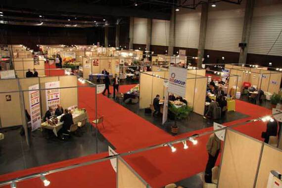 tricot-espace aumaillerie-parc expo-fougeres-35-forum grande salle