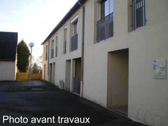 tricot-rehabilitation 14 logements-melesse-35-entrees avant travaux