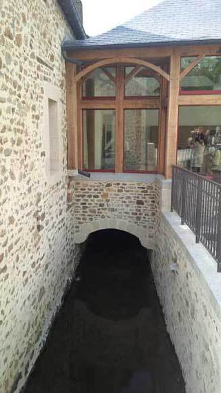 tricot-renovation mairie-chailland-53-sur la riviere