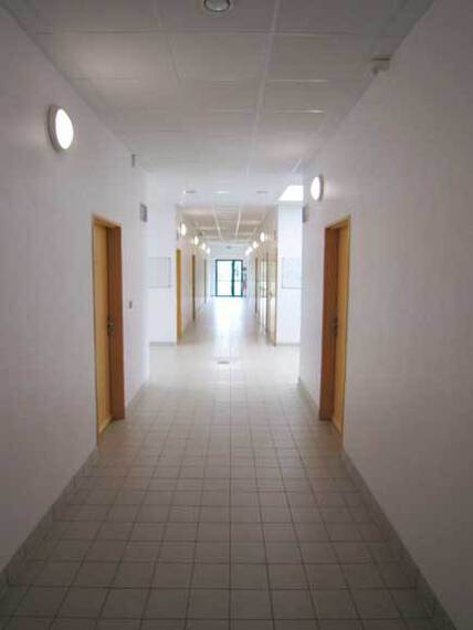 tricot-vestiaires-guipry-35-couloir