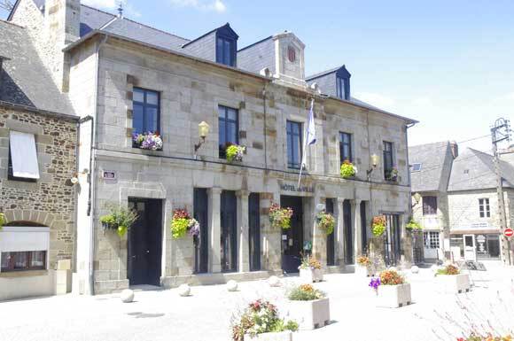 tricot-ancien-hôtel-de-ville-saint-brice-exterieur