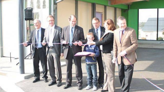 tricot-apres 40 ans de prefabrique l ecole maternelle inauguree-50