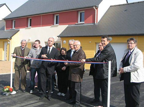 tricot-inauguration 8 maisons locatives a la martinais-lecousse-35