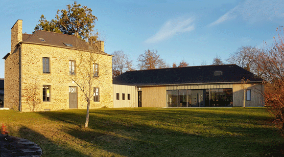 tricot-maison-intercommunale-de-service-exterieur-bso-Fleurigné-35